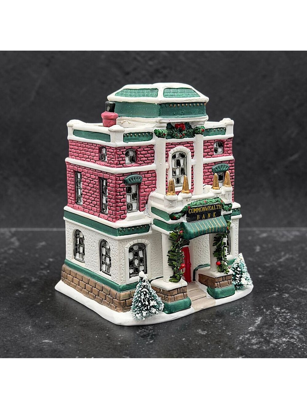 Vtg 1994 Christmas Valley Commonwealth Bank Porcelain Village 6.5” Original Box